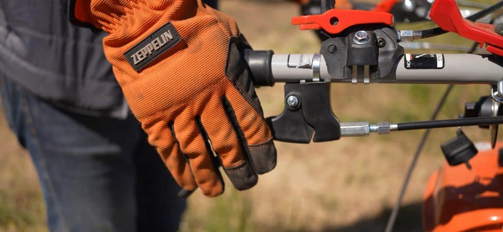 desbrozadora de cuchillas ergonómica
